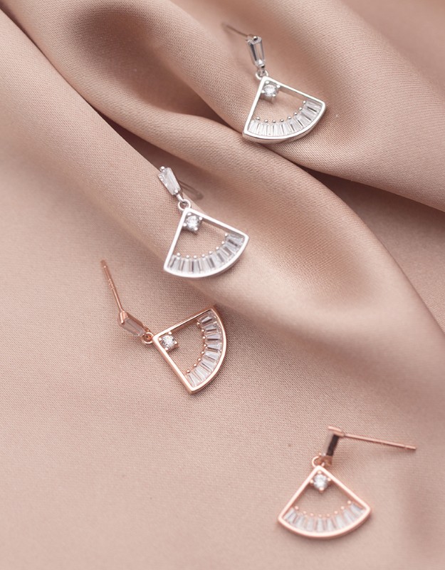 ต่างหูสำหรับผิวแพ้ง่าย เงินแท้ 92.5% _ES810 (Fanni)