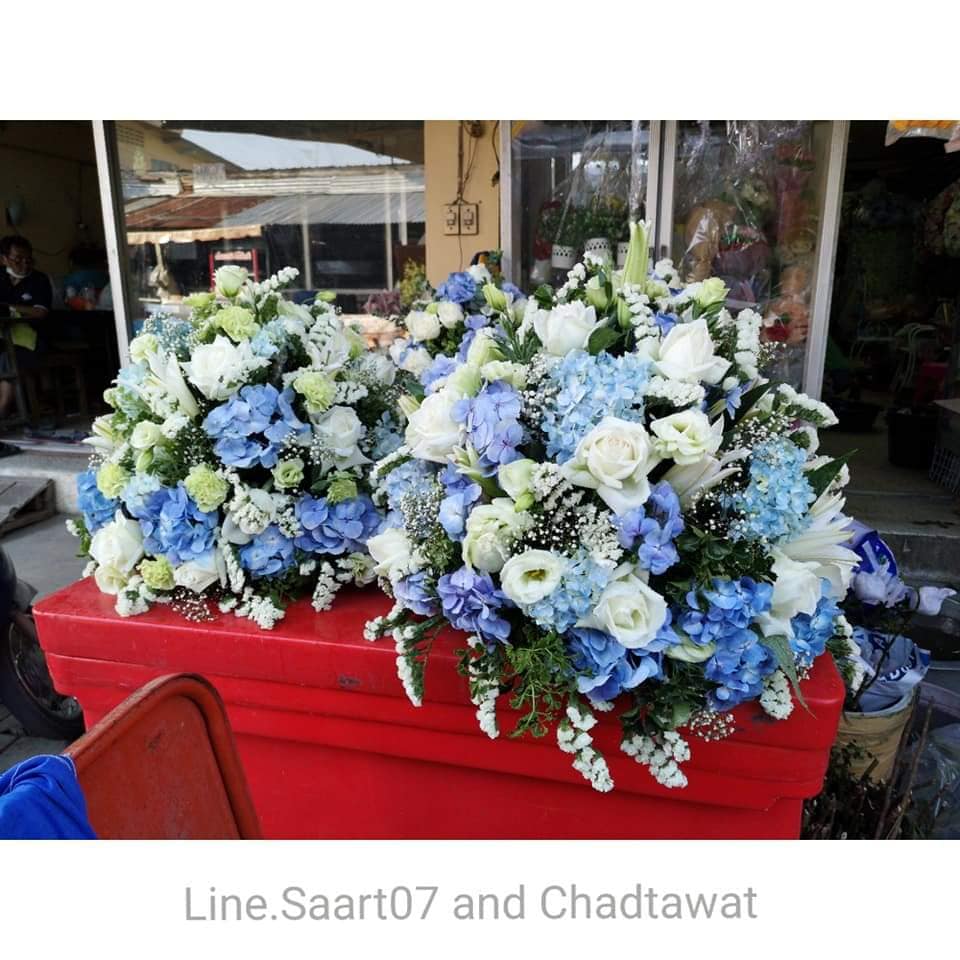 สแตนดอกไม้เปิดงาน พร้อมตัดริบบิ้น Grand Opening