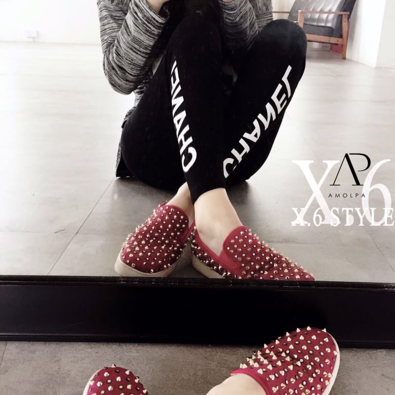 พร้อมส่ง !!! Legging ผ้าหนากำลังดี งานดี คุณภาพแน่นเลยค่ะตัวนี้ ป้าย tag Chanel น่ะค่ะ