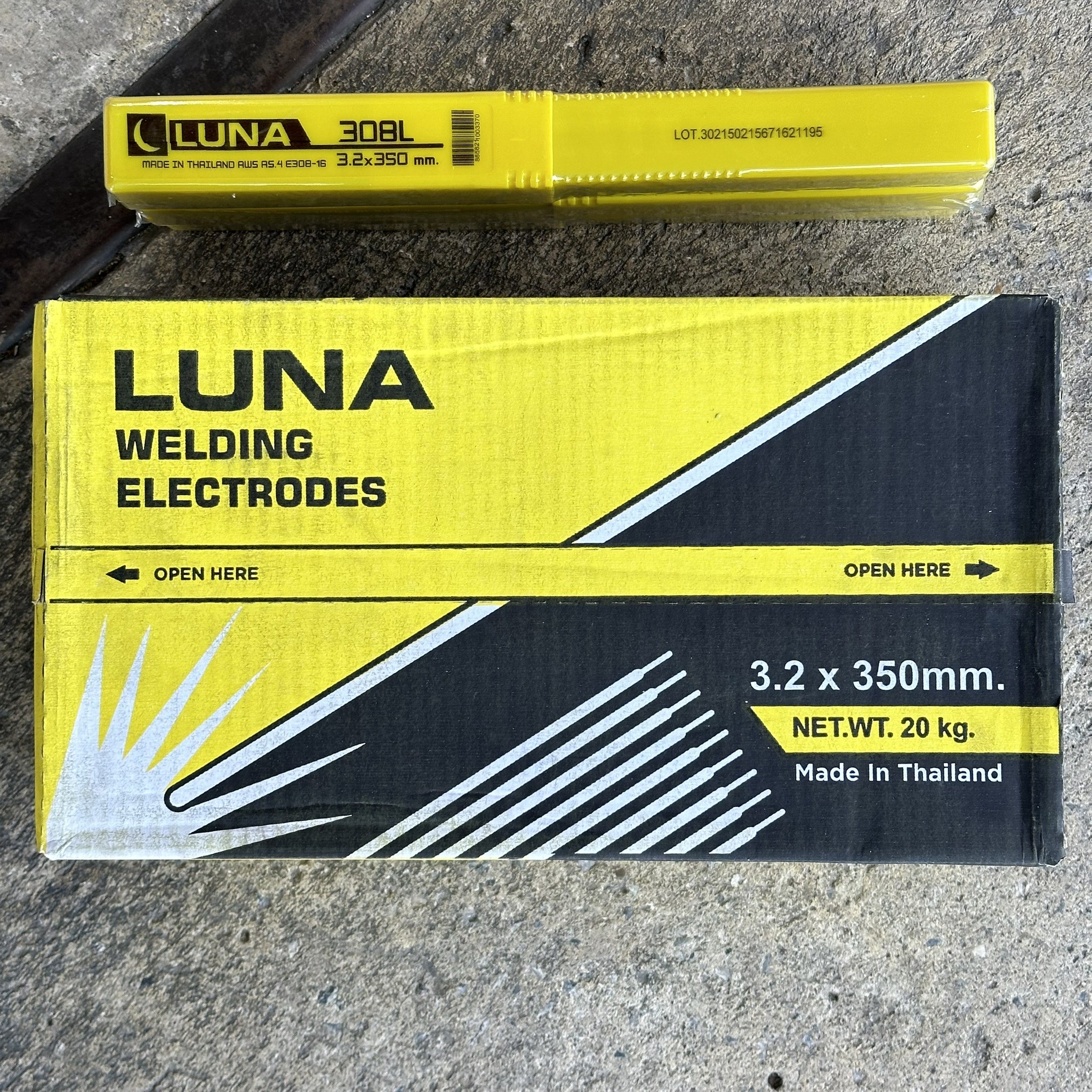 ลวดเชื่อมสเตนเลส LUNA 308L-16 ผลิตในไทย