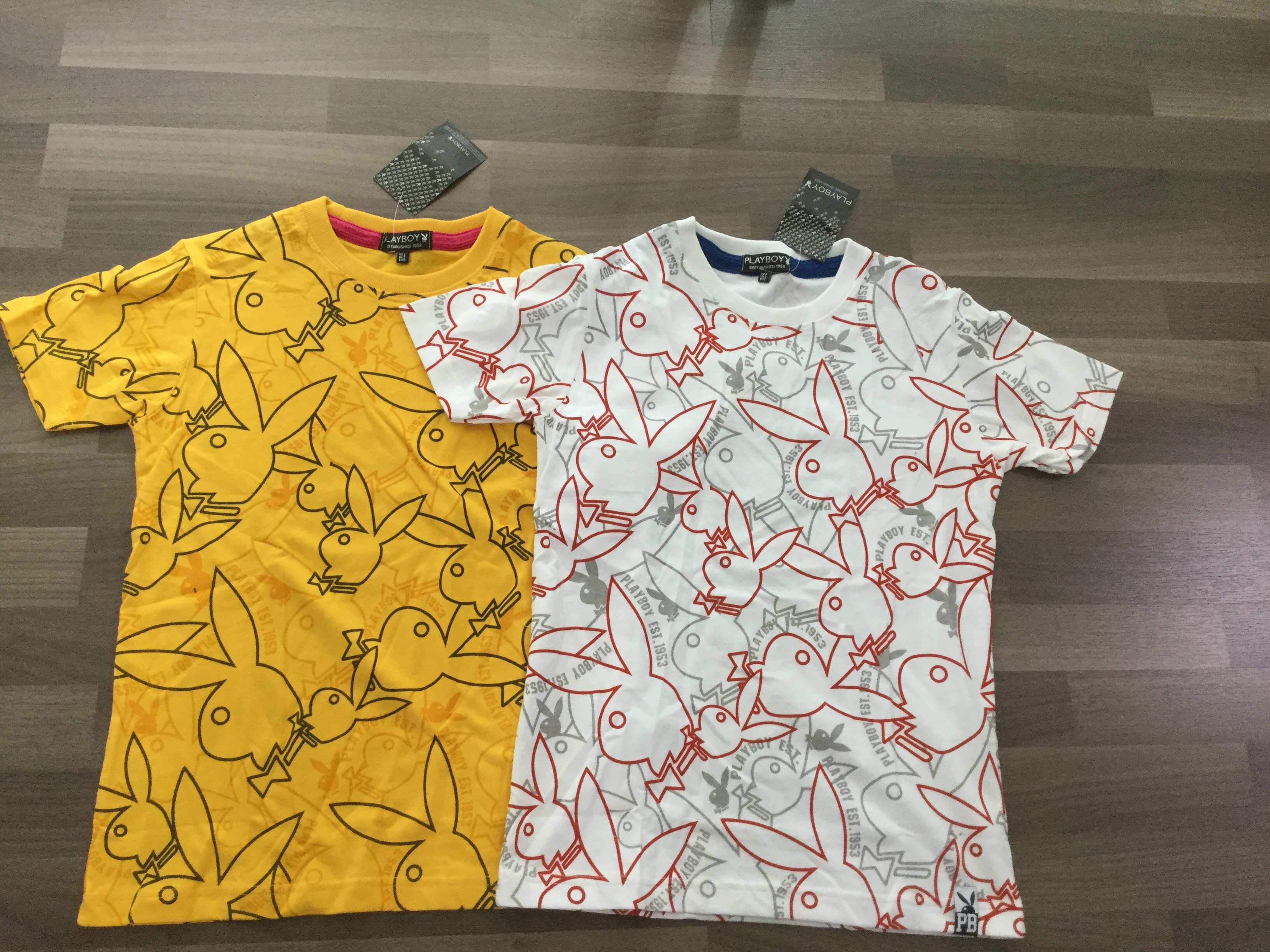 เสื้อยืดสกรีนลาย Play boy