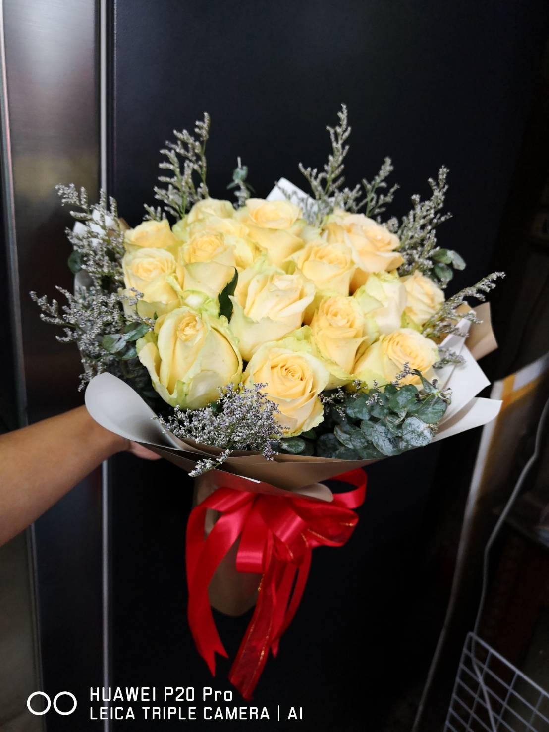 ช่อดอกกุหลาบโอรส มอบให้คนที่คุณรัก ทรงกลม