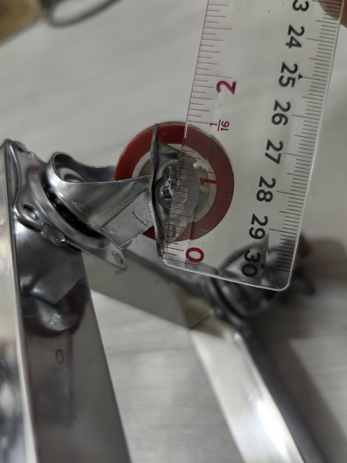 OT239 ฐานรองสเตนเลสมีล้อ 6 นิ้ว ฐานล้อเลื่อนสแตนเลส