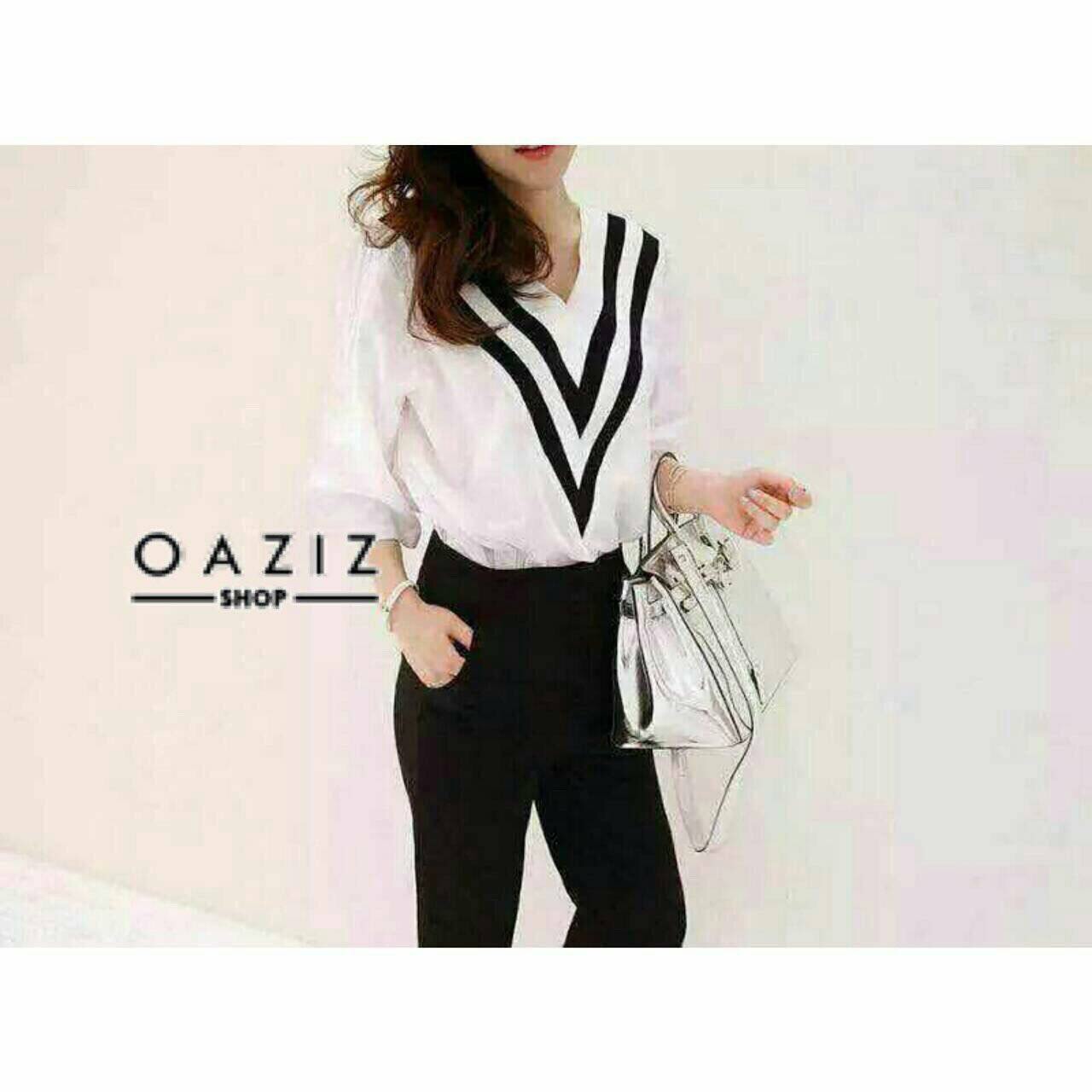 New in..เสื้อคอวี ตัดลายวีสองชั้น ผ้าทิ้งตัวใส่สบาย style korea