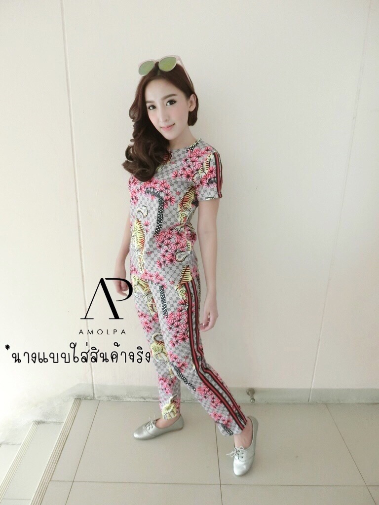 SALE 20% set เสื้อ+กางเกง แขนสั้น Gucci เสือ ลายใหม่ 2017 ทอลายโลโก้ ในCollectionใหม่2017 สีคัลเลอร์ฟลูทั่วตัว