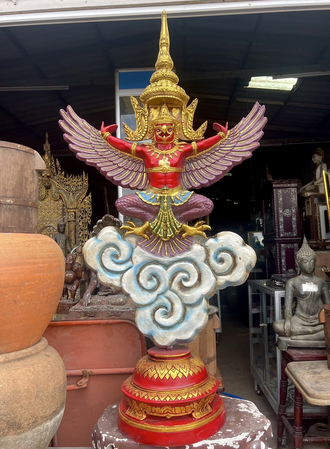 พญาครุฑตั้งโต๊ะบูชา ขนาดกว้างสูง70x130cm รูปหล่อพญาครุฑ