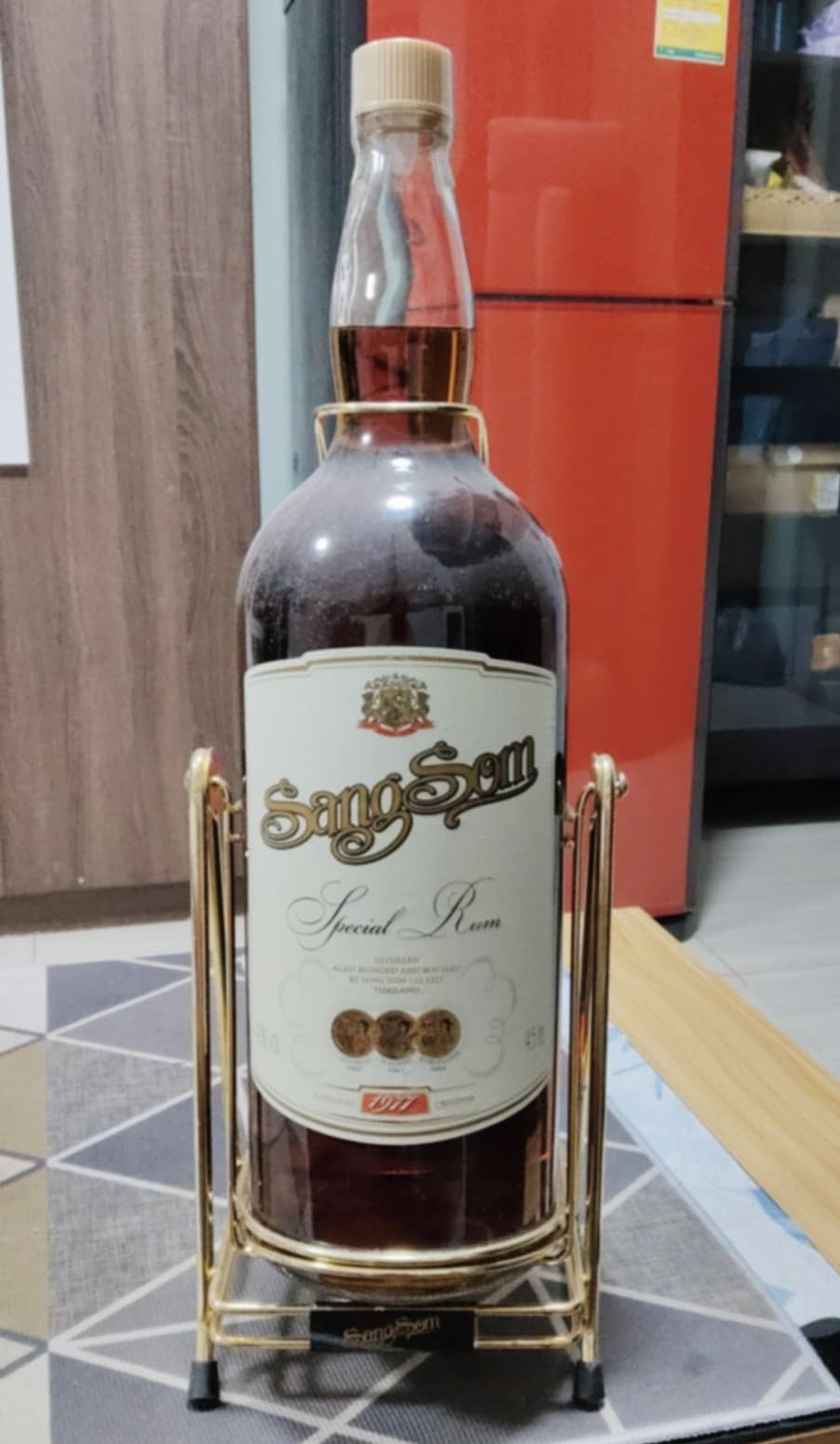 เหล้าเก่า SangSom ขวดใหญ่ ขนาด4.5ลิตร เลิกผลิต