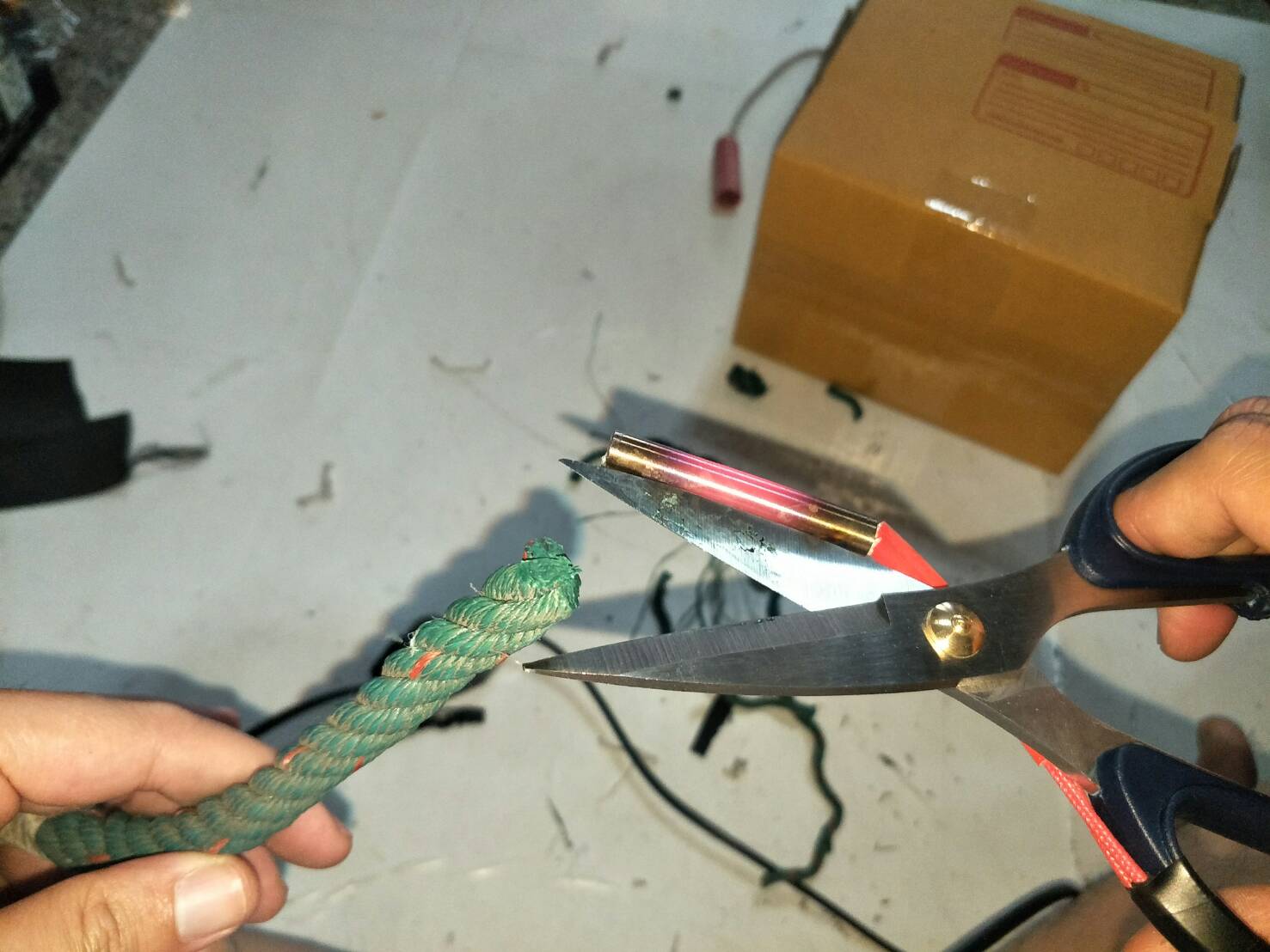 ES13 กรรไกรความร้อน19cm สำหรับตัด ริบบิ้น ผ้าไนล่อน ผ้าใบ เชือกพลาสติก