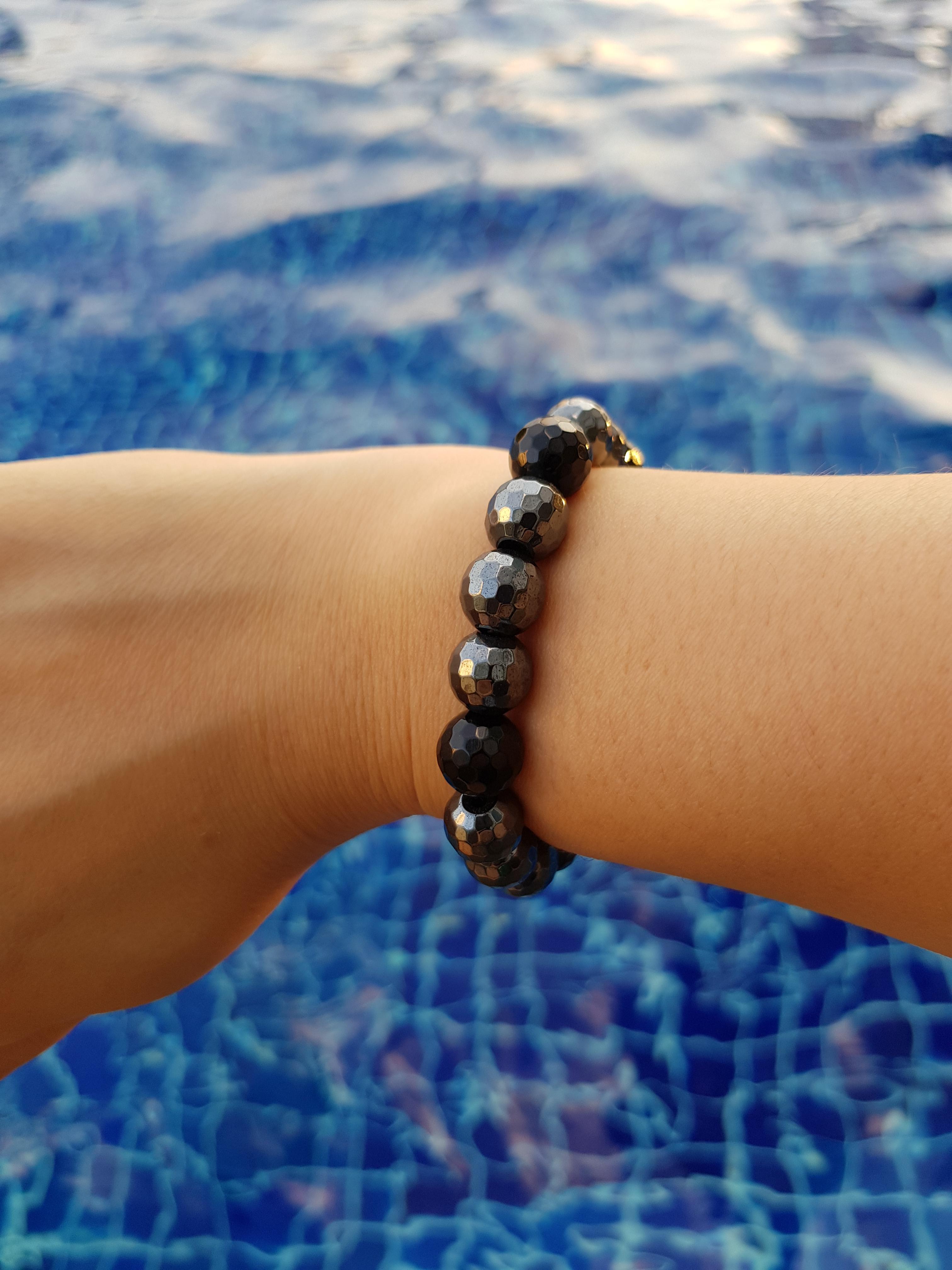 Protection ปกป้องคุ้มครอง เฮมาไทต์ โอนิกต์ ขนาด 10 มม