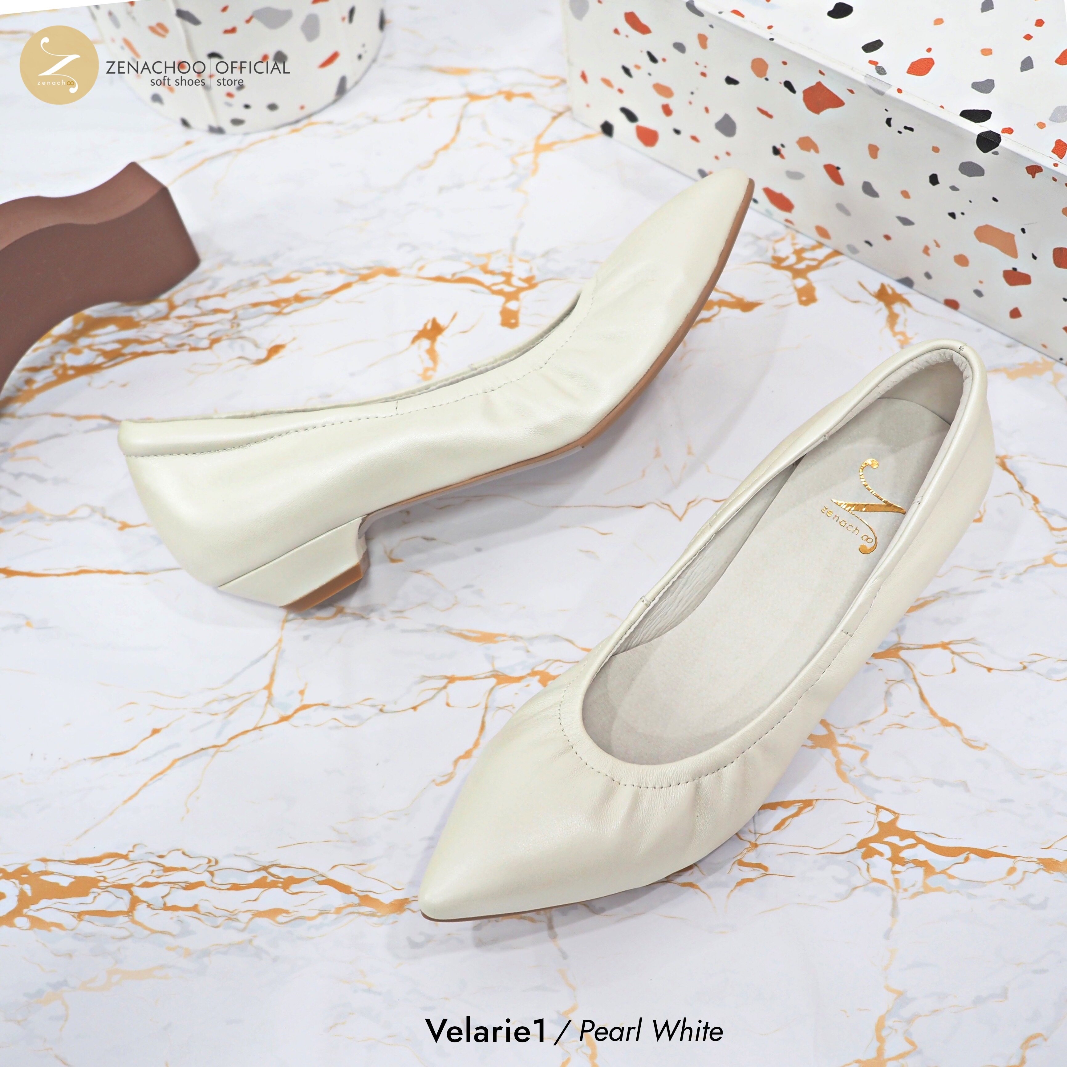 ทรงปกติ เปลี่ยนไซส์ได้ ไม่รับคืน Zenachoo รุ่นขายดี Velarie1 สูง 1นิ้ว สี Pearl White รองเท้าหัวแหลมหนังแกะแท้