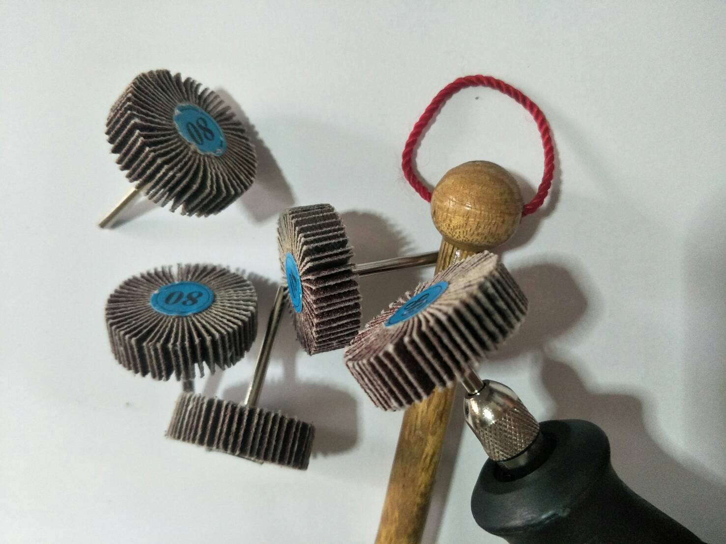 DG30 ชุดดอกขัดผ้าทรายตบ เบอร์ 80 ชุด 5 ดอก แกน 3 มิล