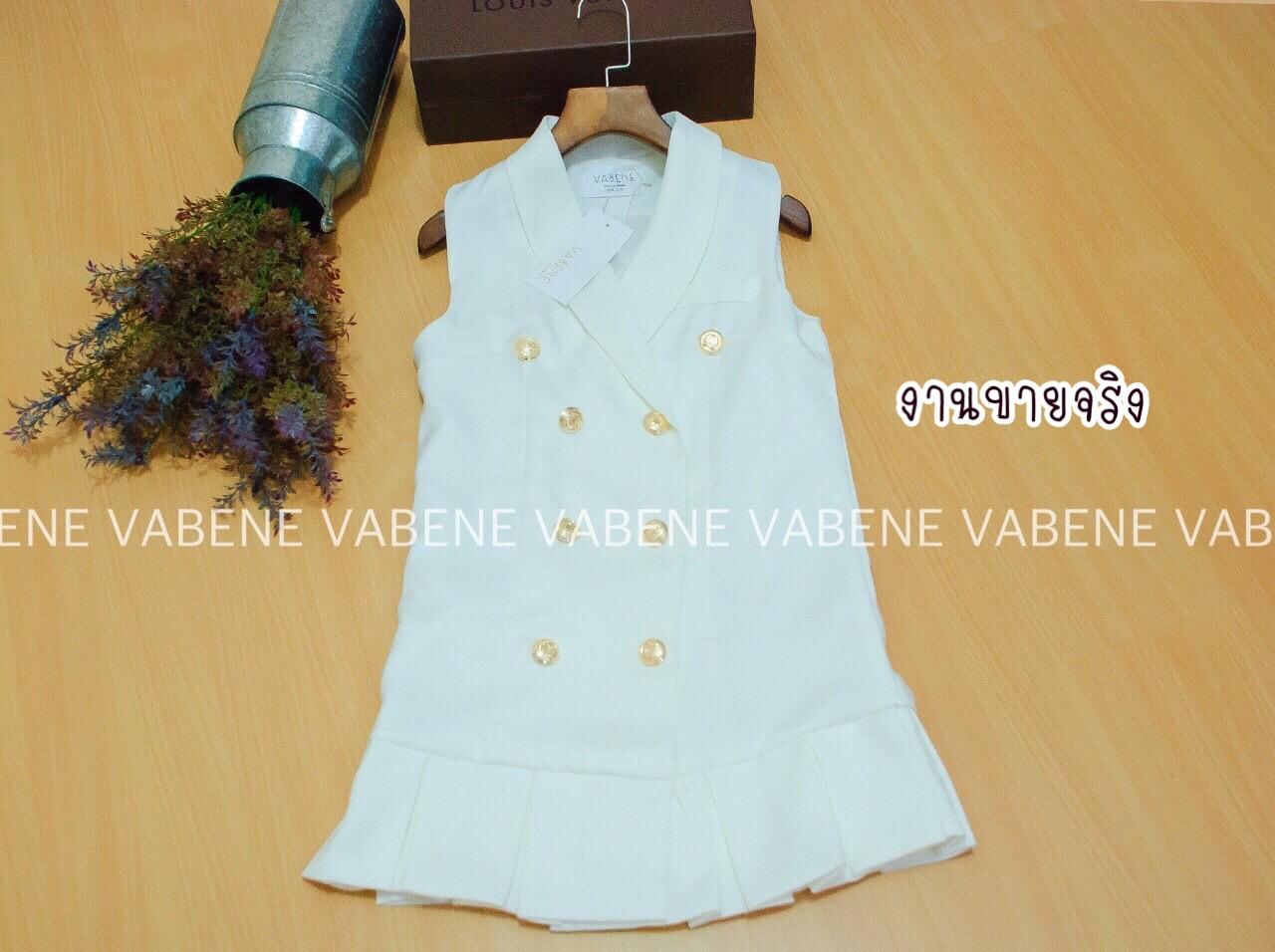 เดรสเรียบหรูสไตลแบรนดังปารีส ทรงเป๊ะ อัดจีบทวิชรอบตัวช่วงล่าง งานตีเกร็ดเพิ่มทรวดทรง. พูดเลย!!รุ่นนี้ห้ามพลาดกันเลยนะค่าาา