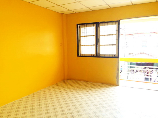 ทาวน์เฮ้าส์ 3 ชั้น ม.นิศาชล อ้อมใหญ่ ซ.เทศบาล 11 โครงการติดถนนใหญ่ ถ.เพชรเกษม สามพราน นครปฐม