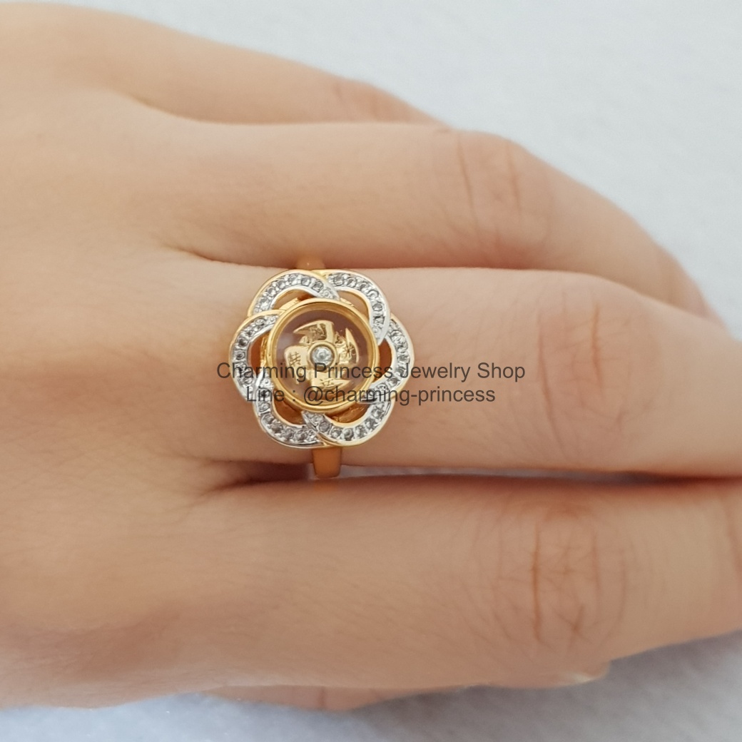 "กังหันนำโชค" หรือ กังหันแชกงหมิว แหวน ดีไซส์ดอกไม้ประดับพลอยสวิส วัตถุมงคลสำหรับเสริมดวงของทุกปีนักษัตร เสริมโชค เรียกทรัพย์ ร่ำรวย เงิน ทอง ปัดเป่าสิ่งชั่วร้าย เก็บเงินทองไม่รั่วไหล Size 55