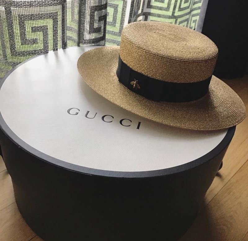 หมวกสานปีกกว้างงานแบรนด์ตามแบบดาราเซเลปใส่