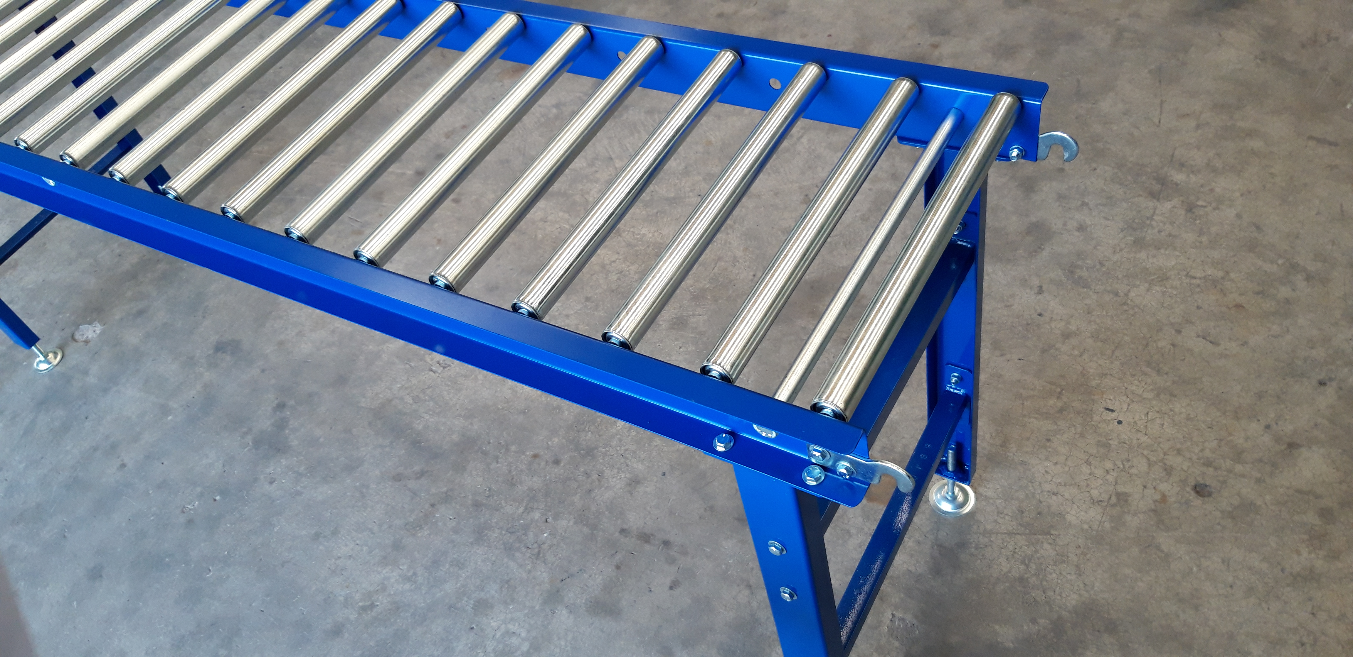 SPEEDWAY รางลูกกลิ้งลำเลียง กว้าง 40 ซม. ยาว 2 ม. สูง 75 ซม. ( Model SR32B 402075 )