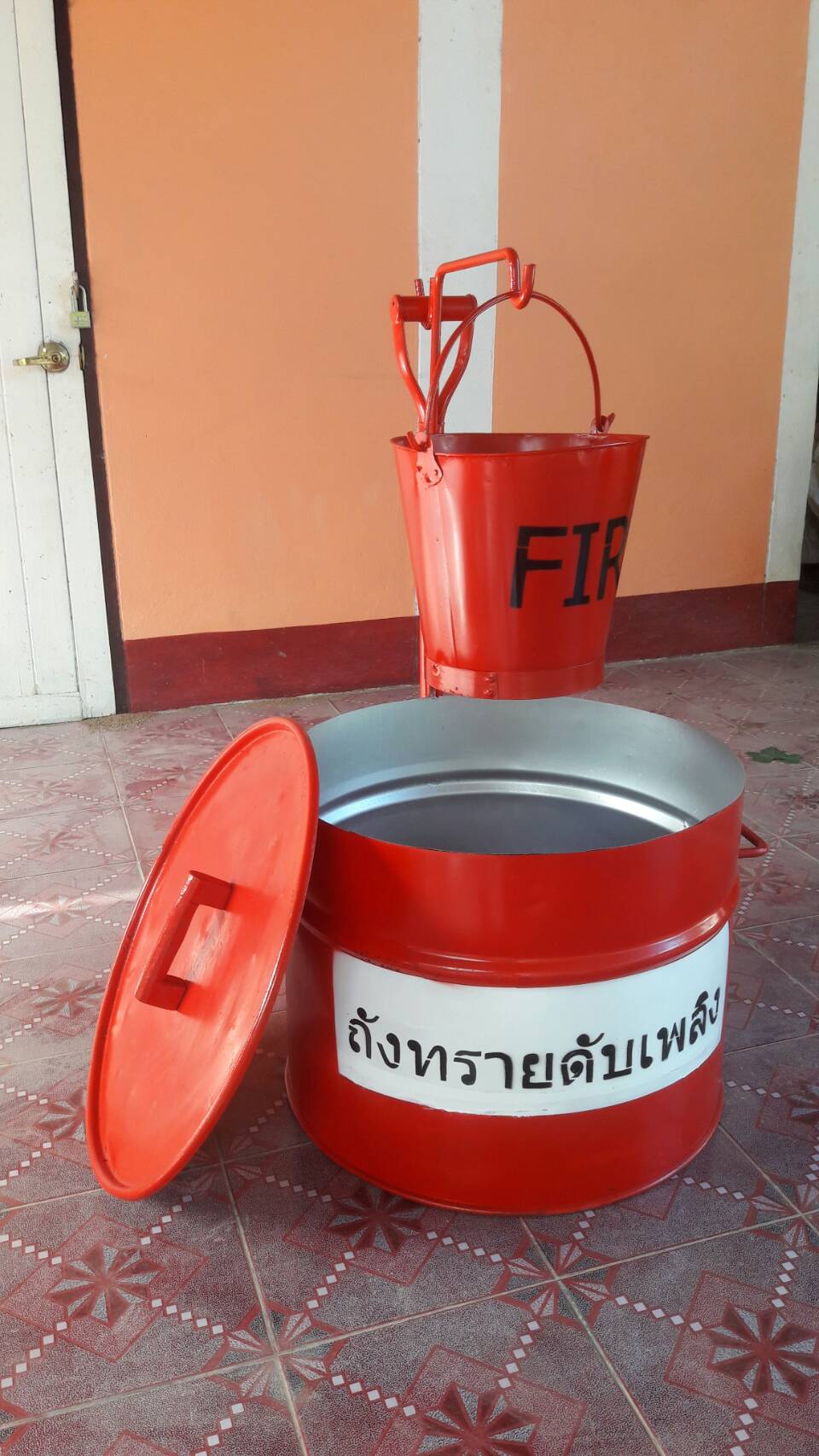 ถังทรายดับเพลิง