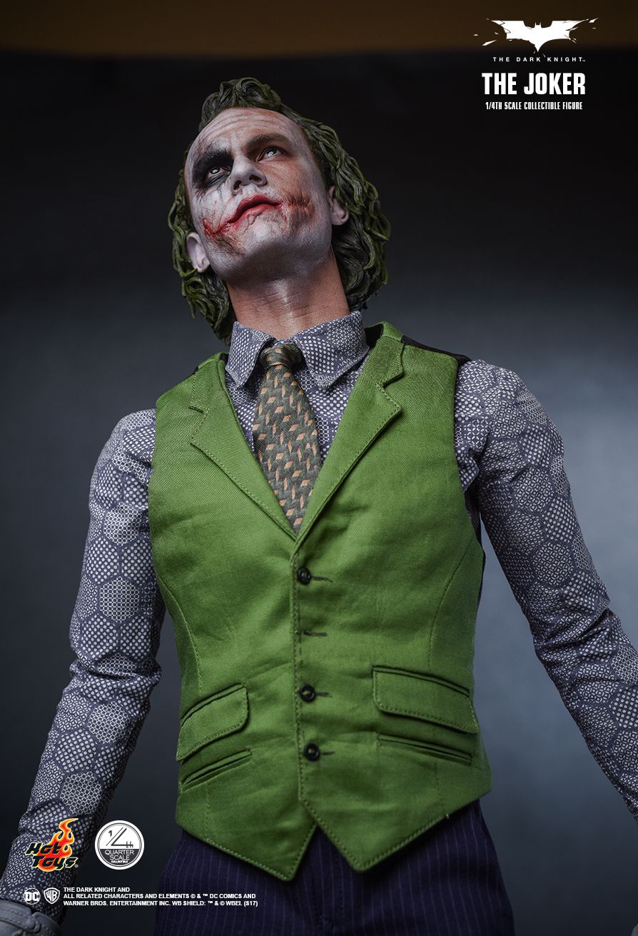 Hot Toys QS010 1/4 THE DARK KNIGHT - THE JOKER (SPECIAL EDITION)