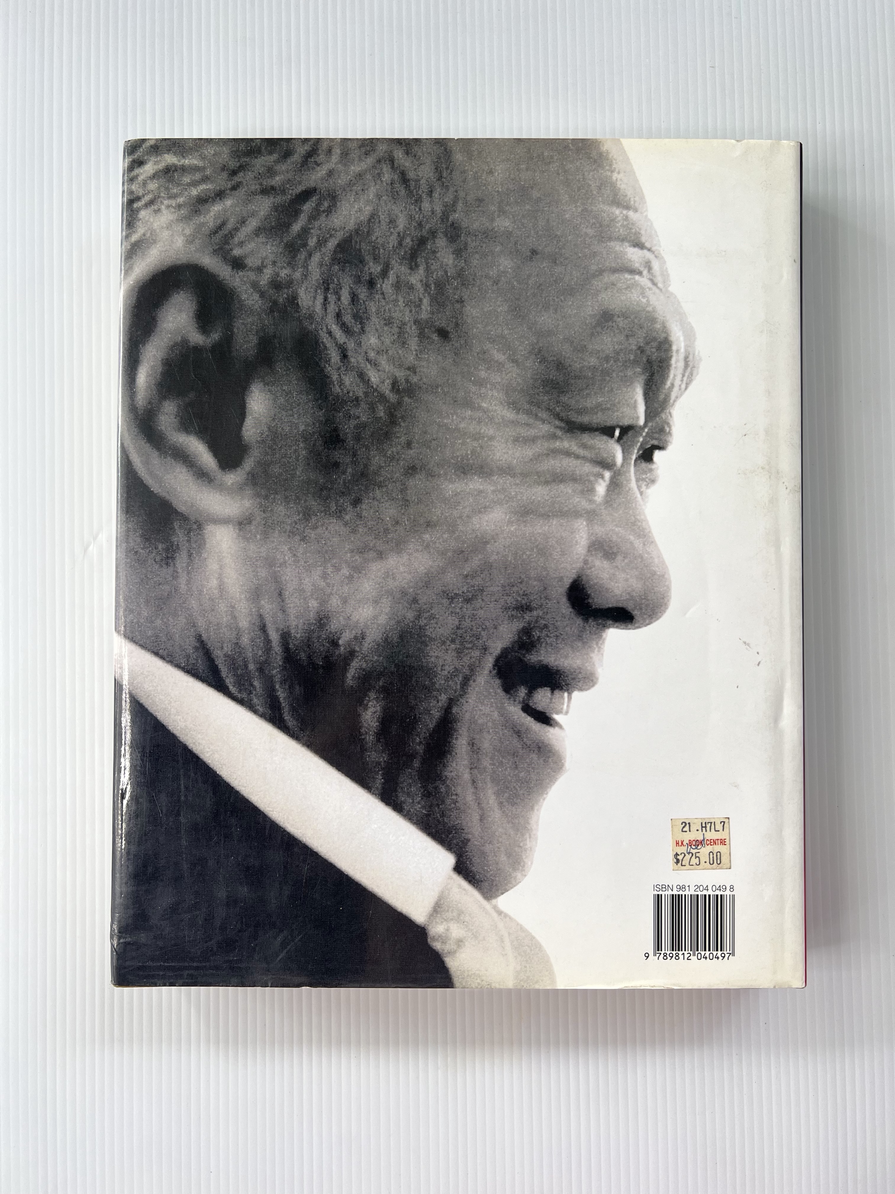 Lee Kuan Yew: The Man and His Ideas Han Fook Kwang , Warren Fernandez , Sumiko Tan August 7, 2015 90-99% Hardcover