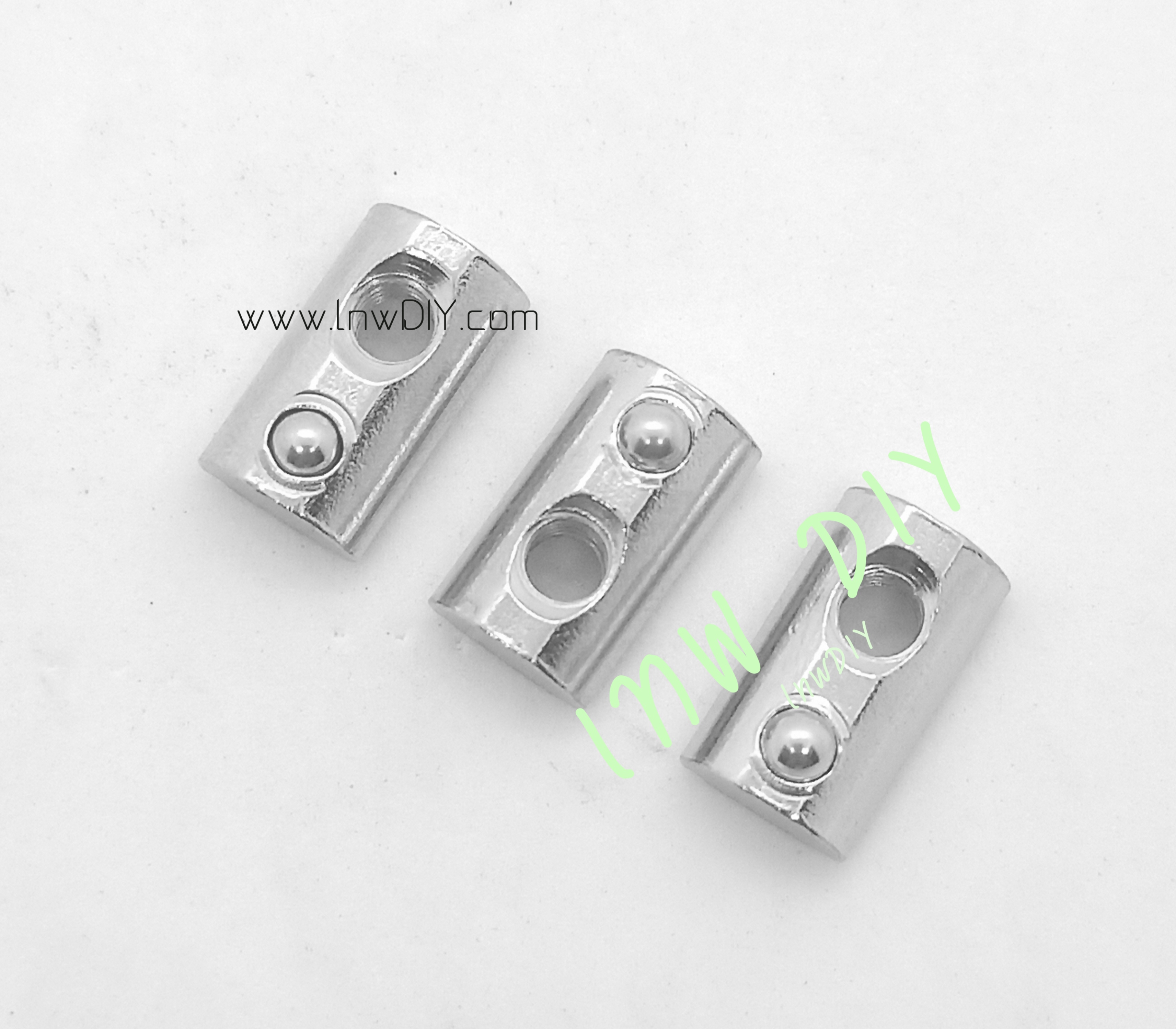 T-nut M5 แบบล็อคได้สำหรับอลูมิเนียมโปรไฟล์ Series 20 / ชิ้น