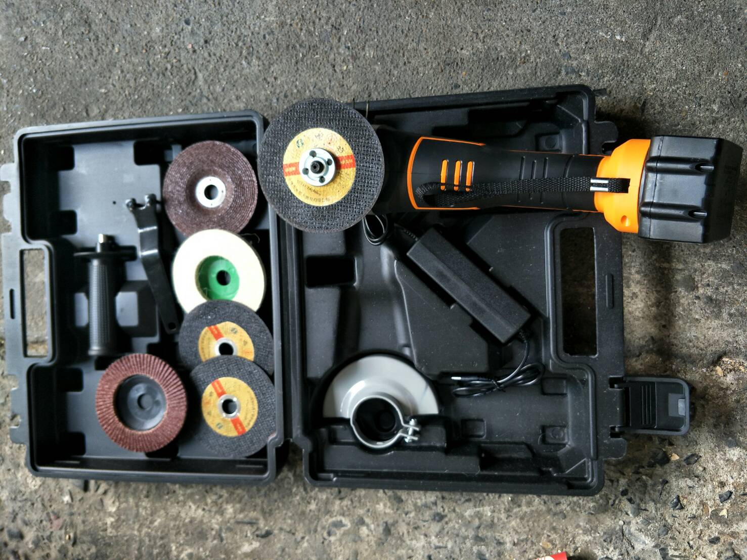 EG08 ชุดหินเจียรไร้สาย 18V ปรับรอบได้ 2 ระดับ มอเตอร์บลัสเลส สวิทเซฟตี้ คุณภาพสูง