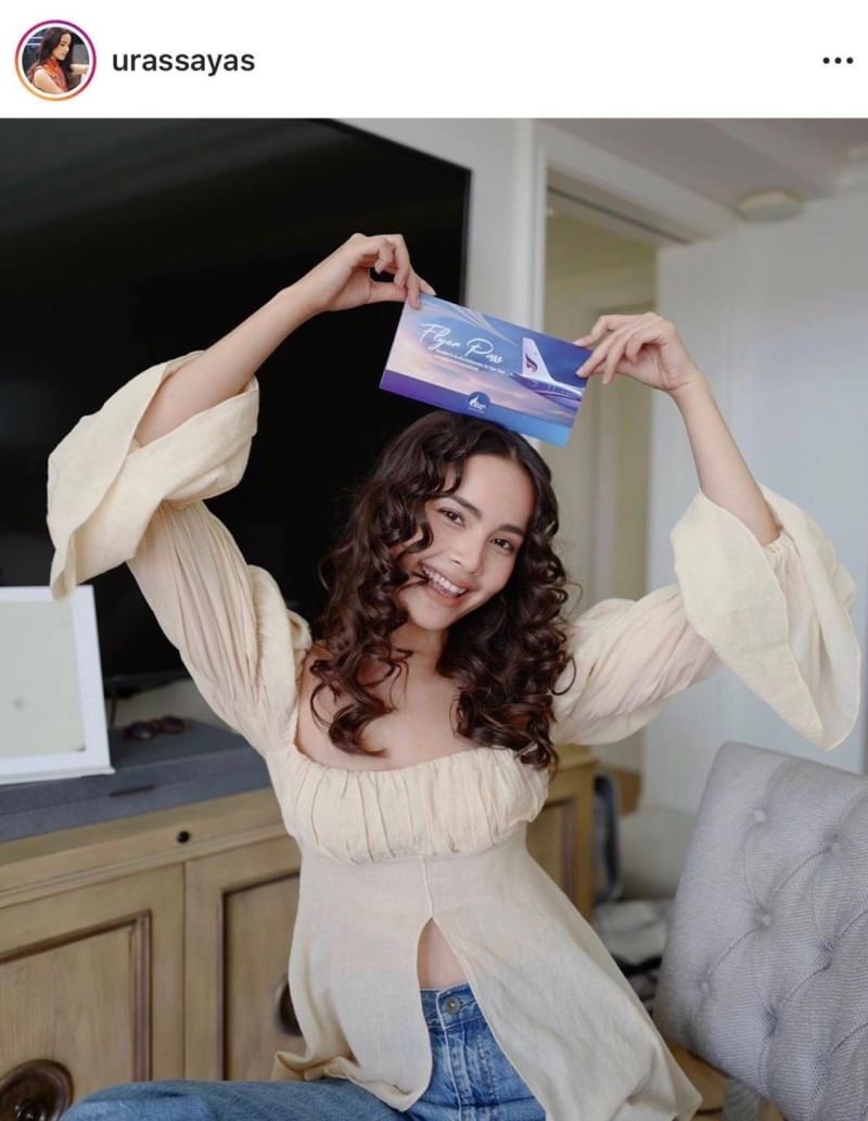 เสื้อแบบคุณญาญ่าใส่ ผ้าเหมือนที่คุณญาญ่าใส่เป๊ะๆ