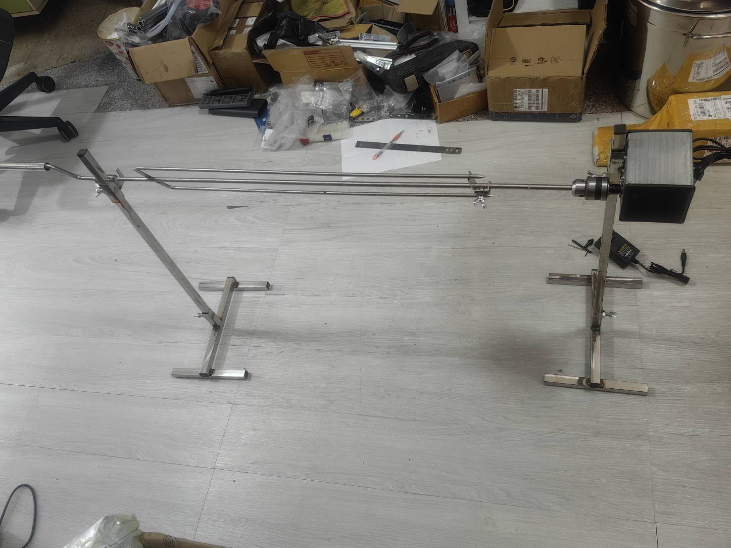 MO49 เครื่องหมุนปิ้งไก่ หมู พกพา ใช้ไฟ USB จาก พาวเวอแบงค์ได้ สำหรับ แคมป์ปิ้ง