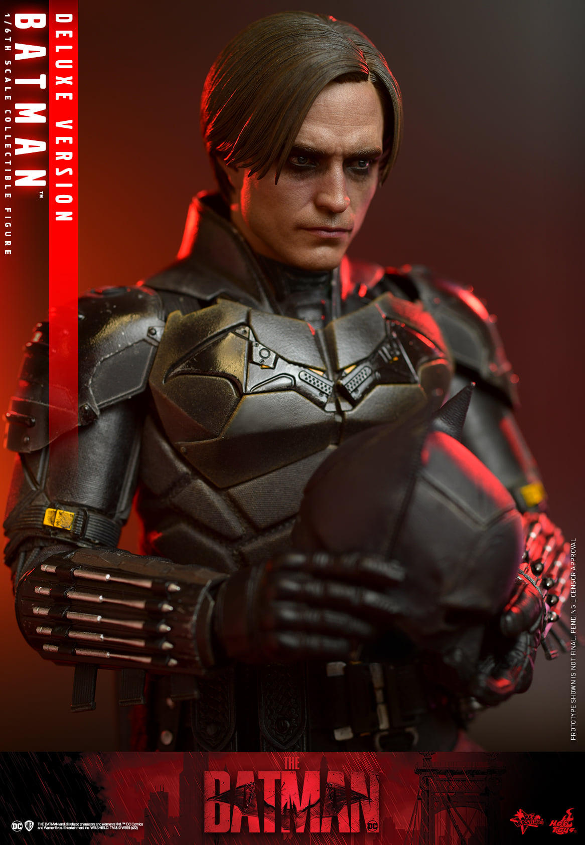 Hot Toys MMS639 1/6 The Batman - Batman (Deluxe Version)