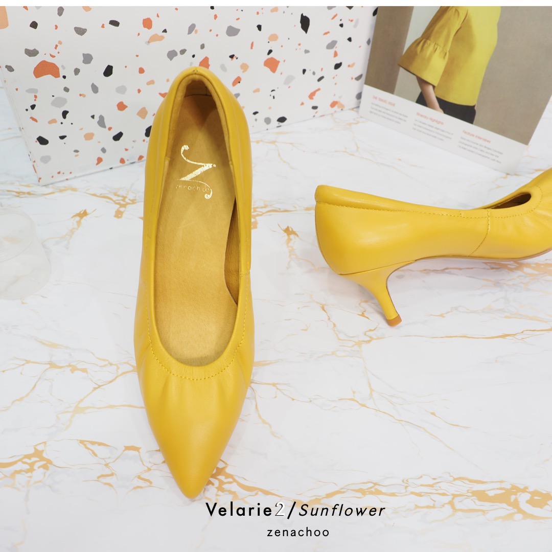 ทรงปกติ เปลี่ยนไซส์ได้ ไม่รับคืน รุ่นขายดี Zenachoo Velarie2 สูง 2 นิ้ว สี SunFlower รองเท้าหนังแกะแท้ หัวแหลมหน้ากว้าง