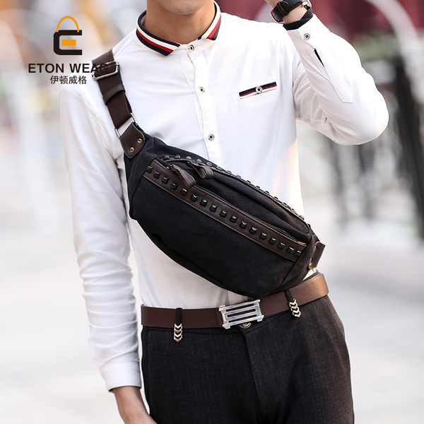 พร้อมส่ง กระเป๋าผู้ชายคาดอก แต่งหมุดแฟขั่นเกาหลี