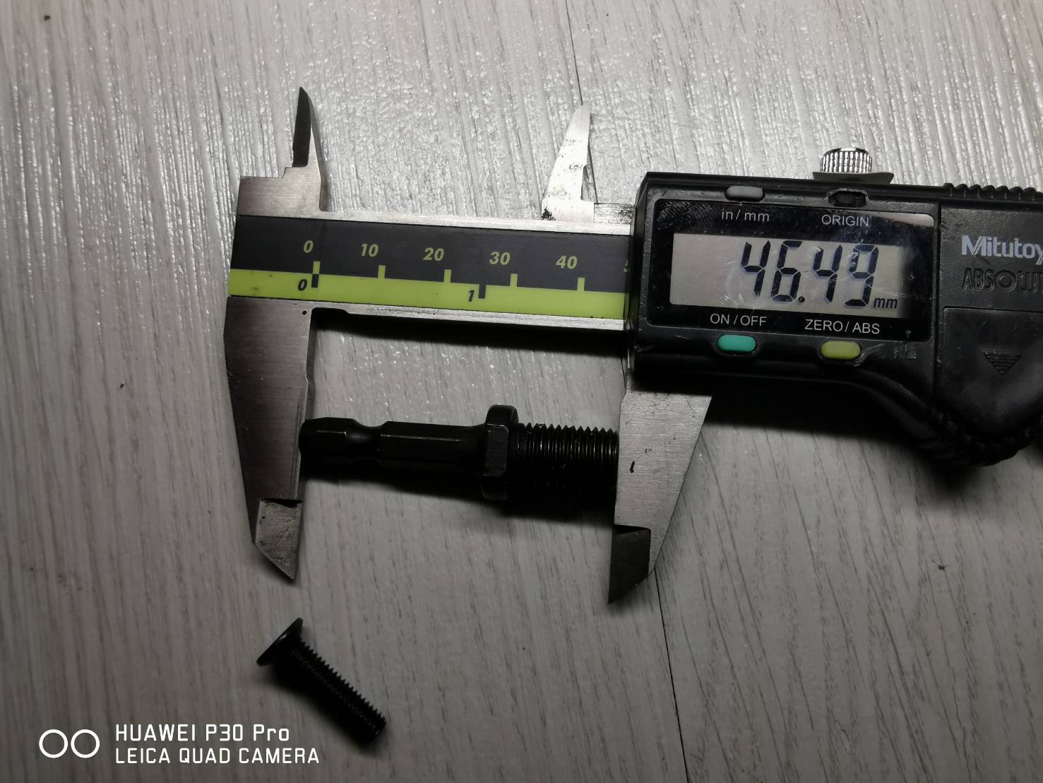 AD40 แกนหกเหลี่ยมสำหรับใส่หัวจับสว่าน 3 หุล พร้อมน้อต M5