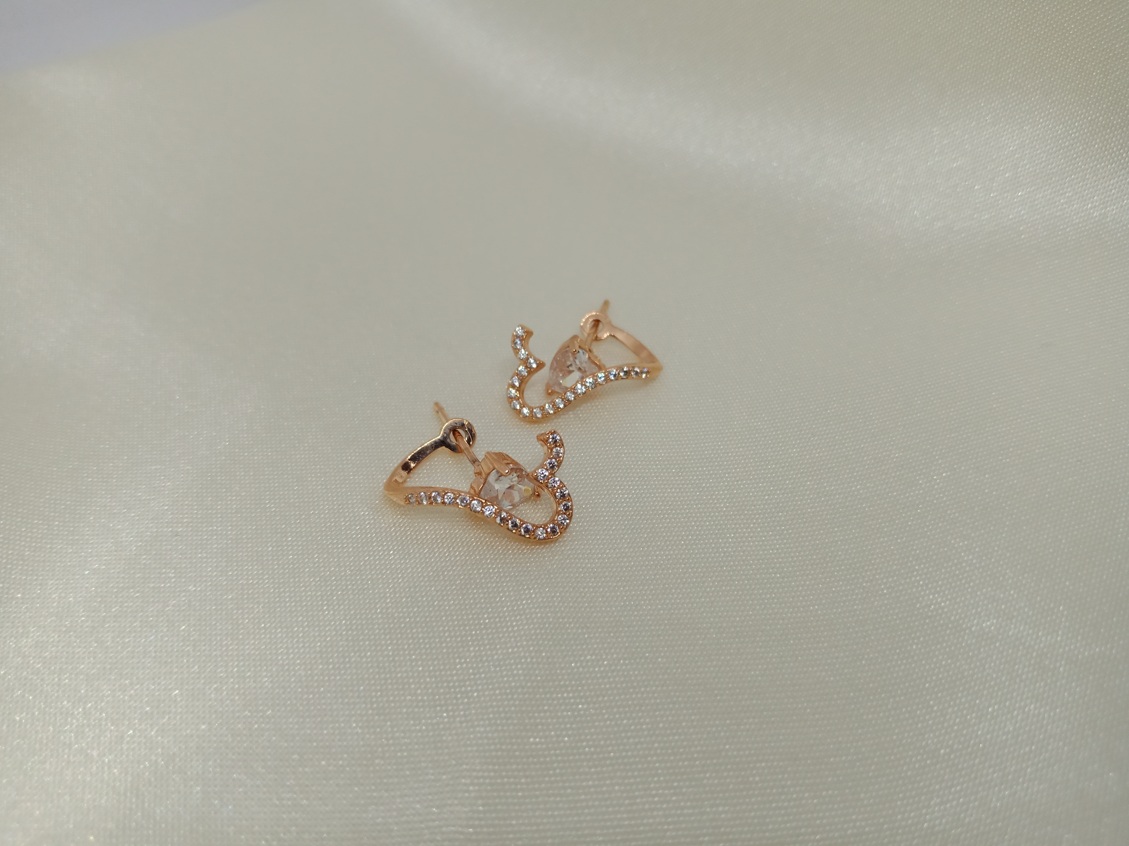 ต่างหูสำหรับผิวแพ้ง่าย เงินแท้ 92.5% Hearti_R_ES619A