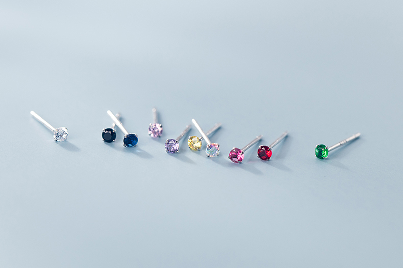 ต่างหูสำหรับผิวแพ้ง่าย เงินแท้ 92.5% 2.5mm Crystal_ES710
