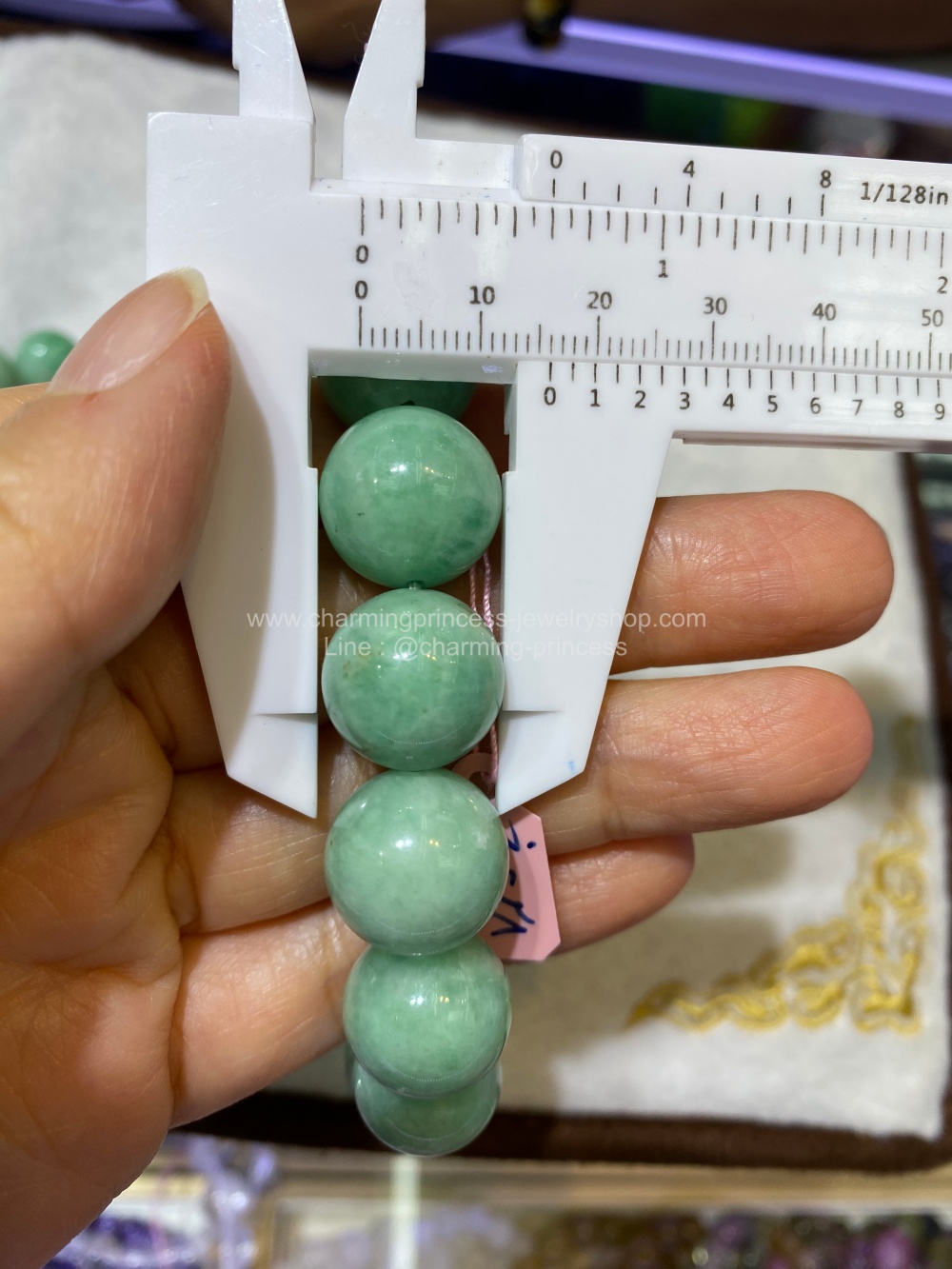 Emerald มรกต 16 มม AAA+ อัญมณีแห่งความรัก ความหวัง และความสมบูรณ์