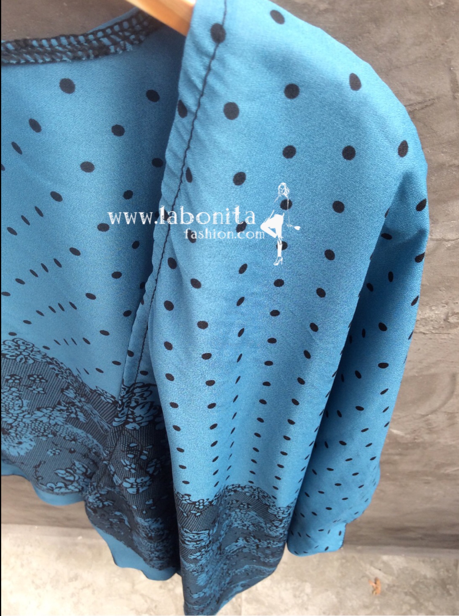 เสื้อคลุมผ้าชีฟองลายสวยใส่เย็นสบาย