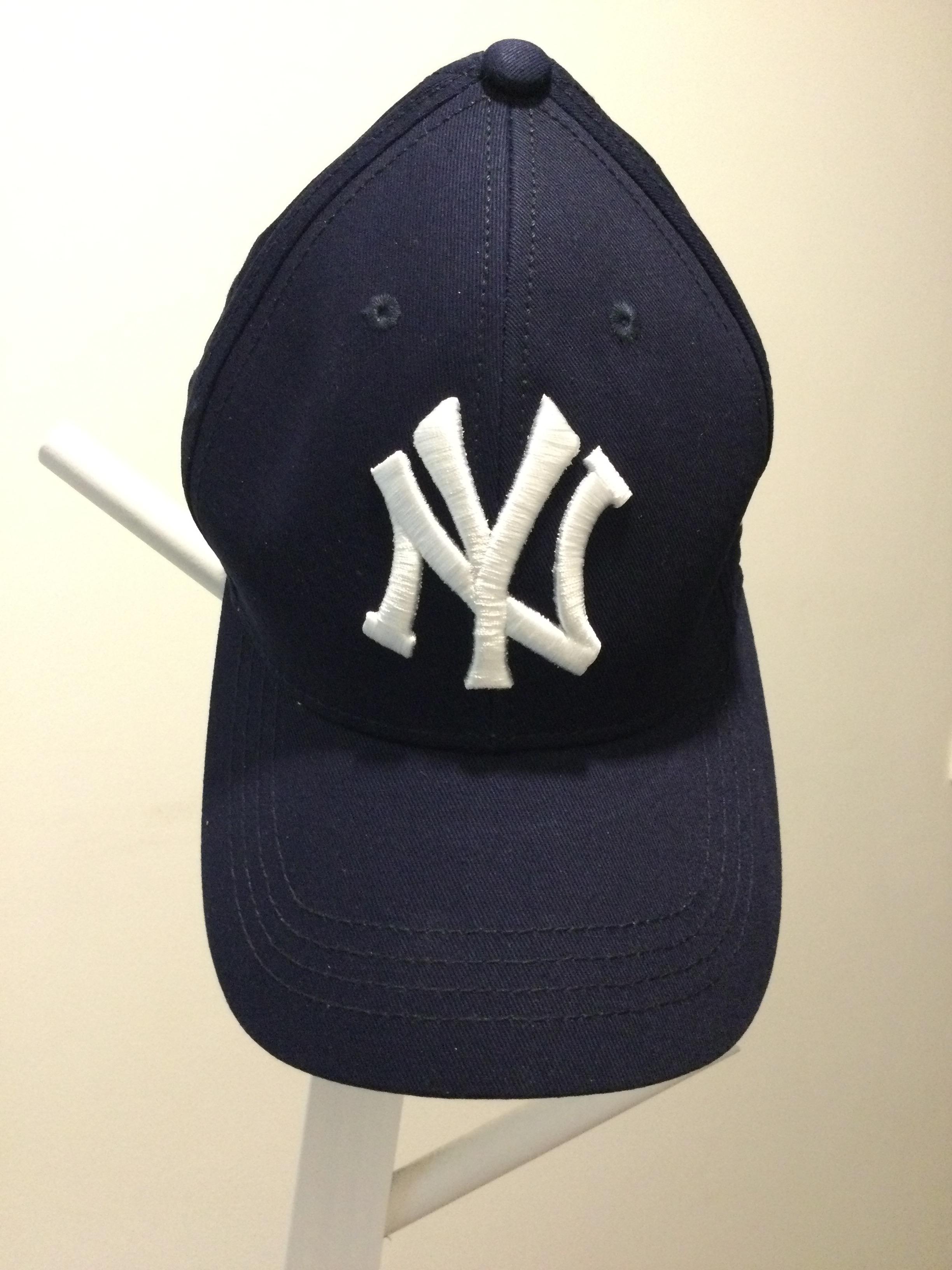 หมวกแก๊ป NY มี3สี ชมพู , กรม ,ดำ