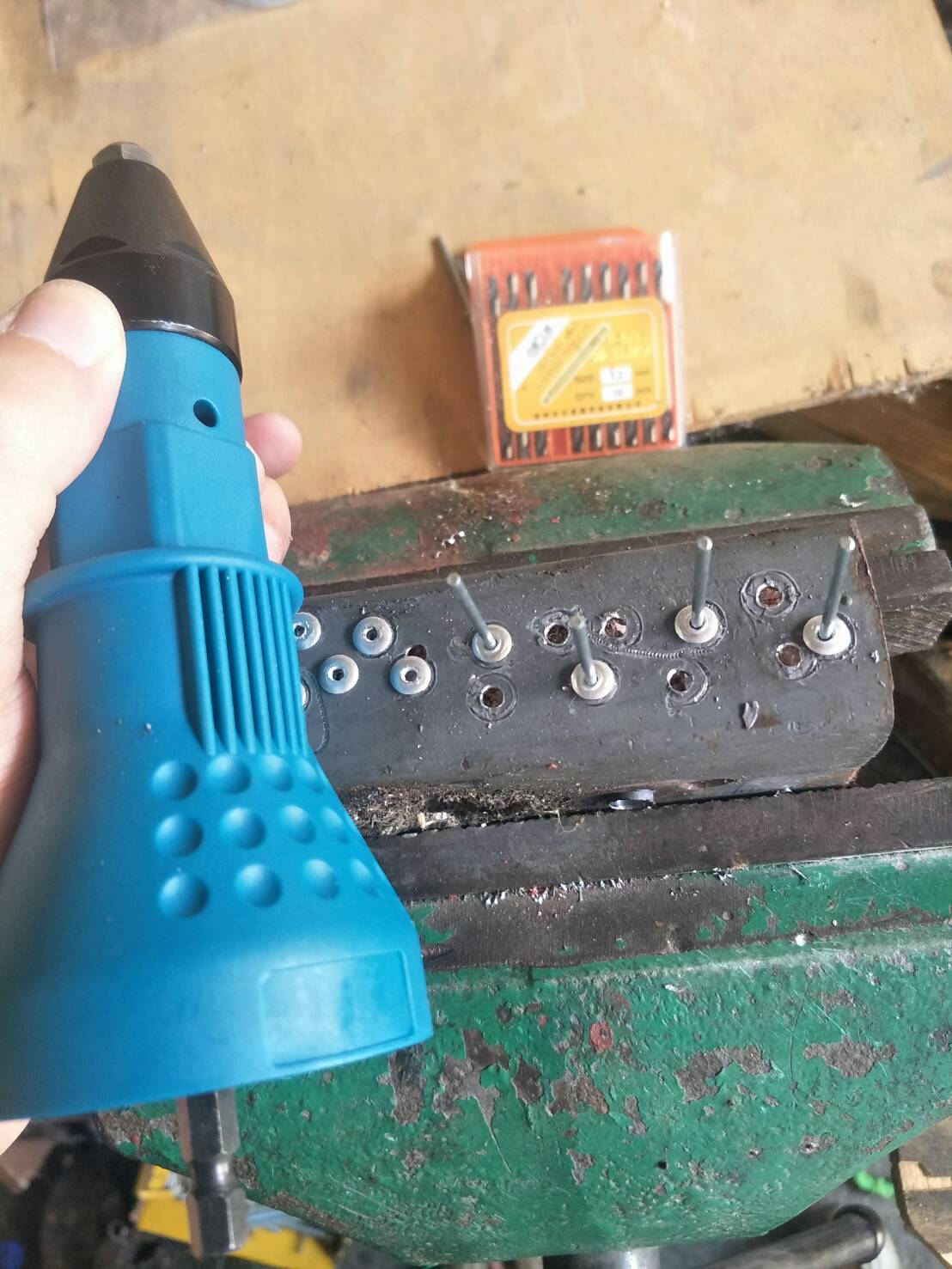 G19 ชุดแปลงสว่านเป็นหัวยิงรีเวท อัตโนมัติ