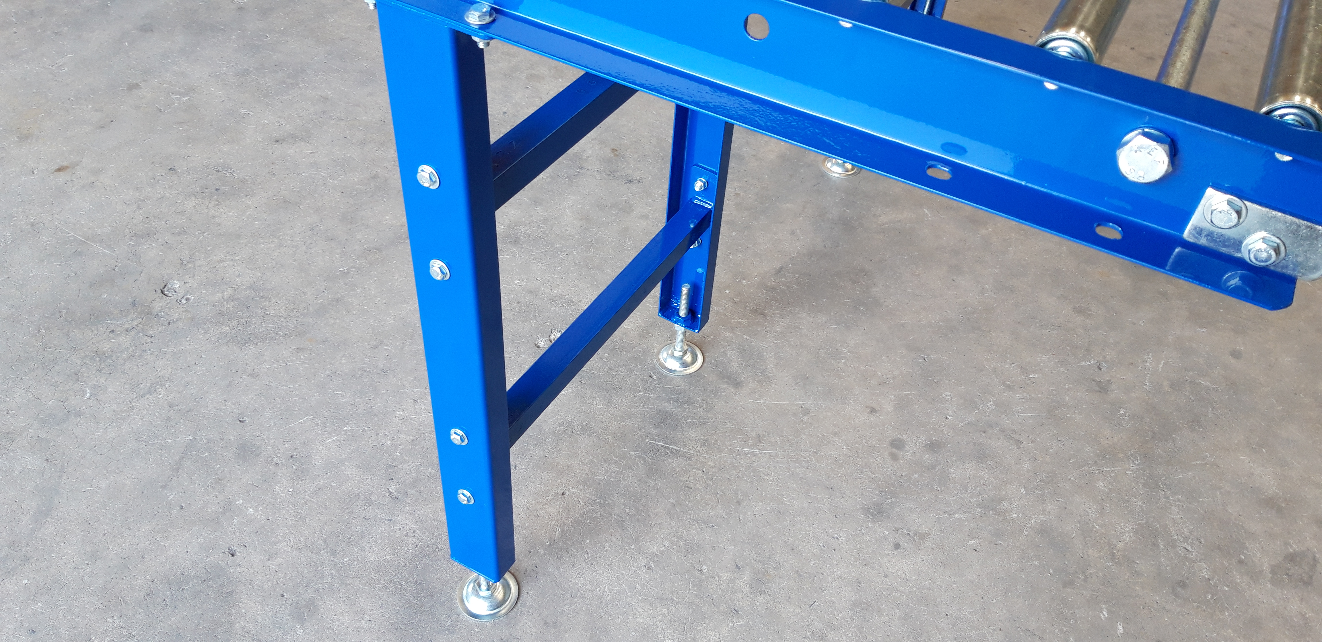 SPEEDWAY รางลูกกลิ้งลำเลียง กว้าง 40 ซม. ยาว 3 ม. สูง 75 ซม. ( Model SR32B 403075 )