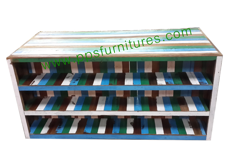 เคาร์เตอร์ไม้เก่า