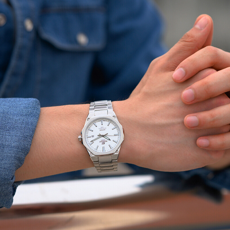 นาฬิกาข้อมือ Casio Edifice EFR-S108D Seires ตัวเรือนบางพิเศษ รุ่น EFR-S108D-1 EFR-S108D-7