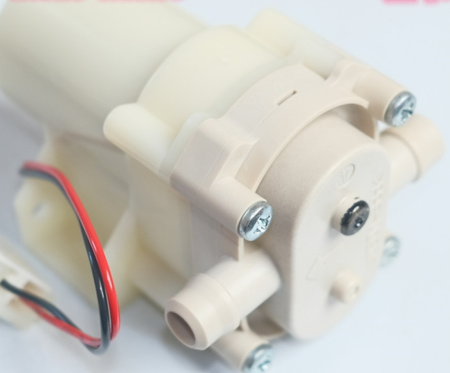 MO38 ปั๊มน้ำแรงดันสูง แบบเกียร์ ยีห้อ NIDEC JAPAN 5-12V