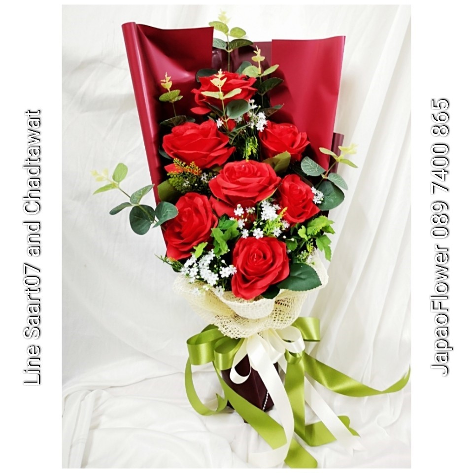 ช่อดอกกุหลาบแดง ทรงสูง