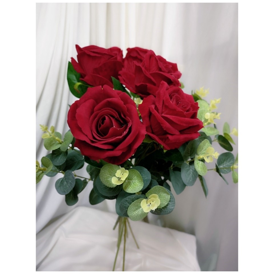 ดอกกุหลาบแดง