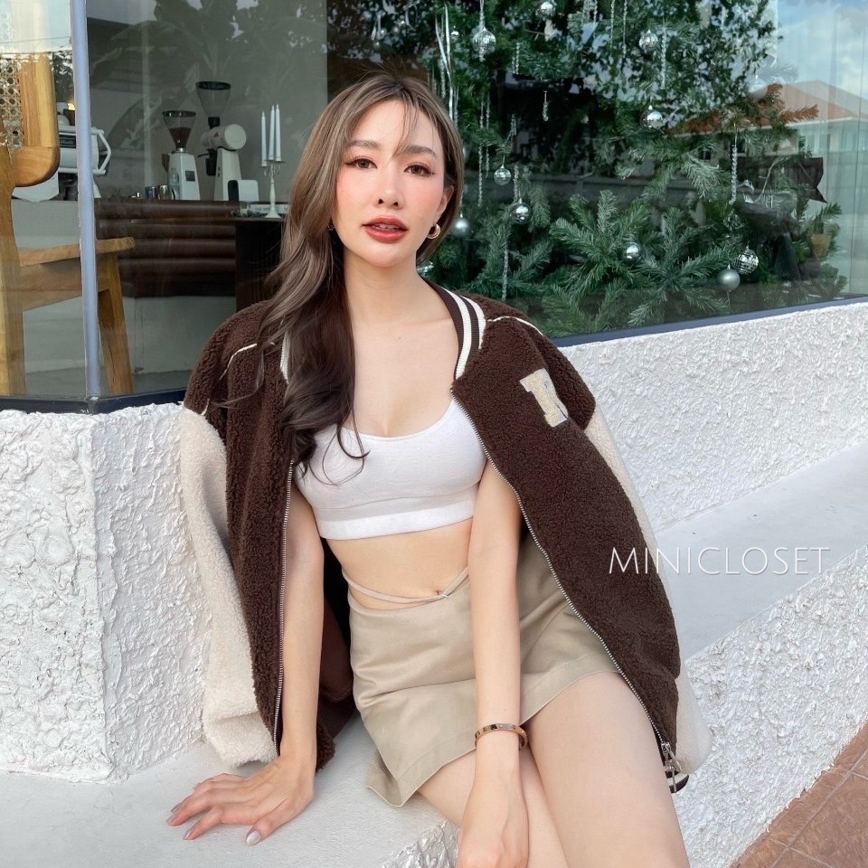 เสื้อแจ็คเก็ตแนวสตรีท ใส่ได้ทั้งชาย / หญิง