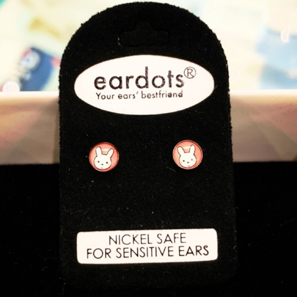 (ส่งฟรี!) ต่างหูสำหรับผิวแพ้ง่ายแป้นตัน สแตนเลสเกรดการแพทย์ ปลอดภัย 100% S/S 5mm Button Rabbit