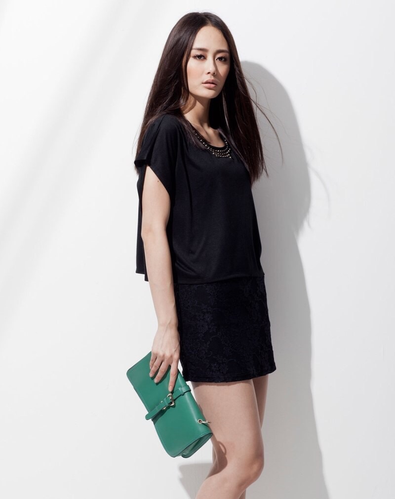 Set เสื้อยืด+เดรสกล้ามลูกไม้ เนื้อผ้ายืดหยุ่น ผ้านุ่มเนื้อดีมากกกก คัตติ้งเนี๊ยบ งานสวยเก๋ มีสไตล์ เกรดขึ้นห้างเลยนะคะ