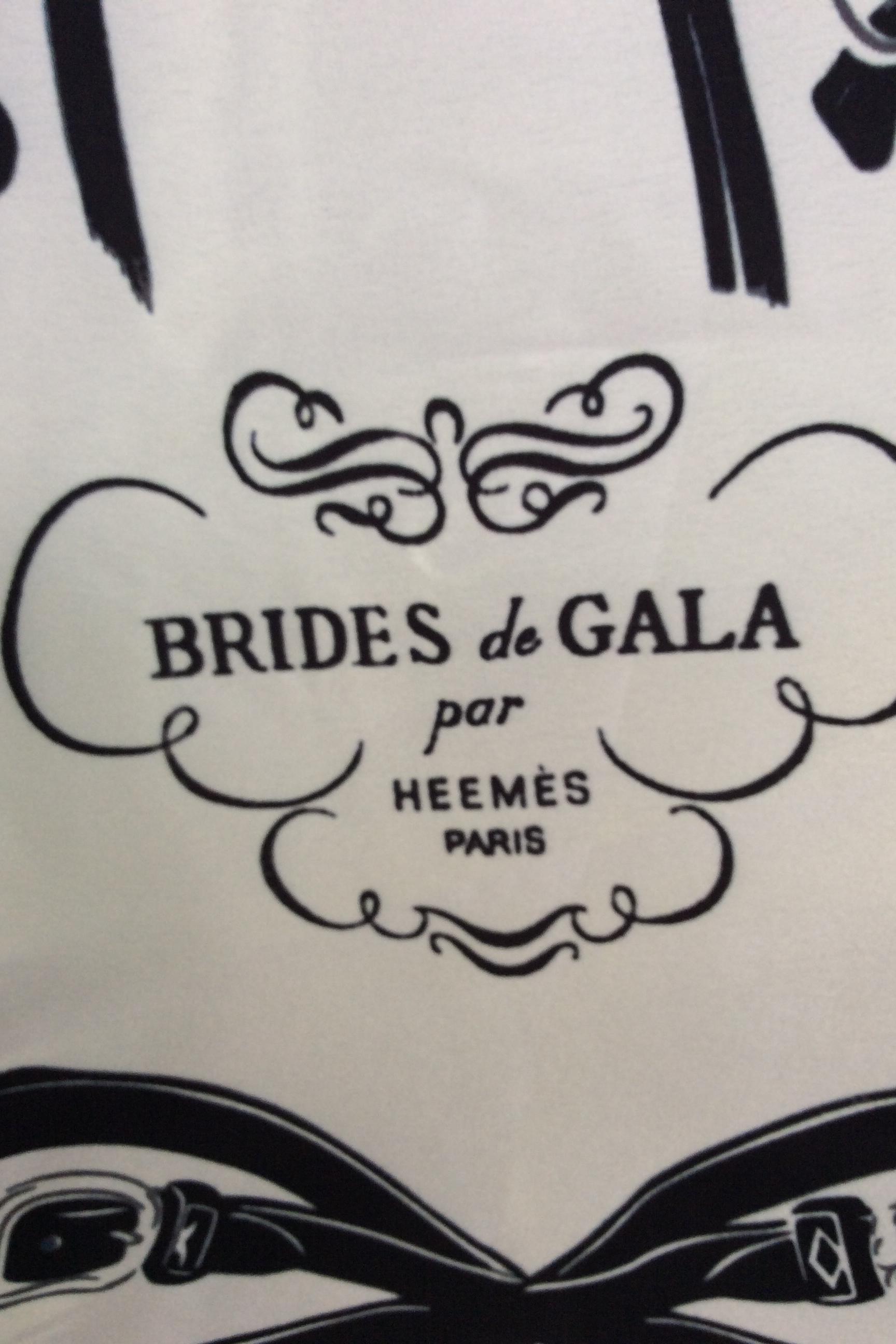 เสื้อลายกราฟฟิก สไตล์Hermes สวย หรูมากกกก เนื้อผ้าsilkนิ่ม ลื่น ใส่สบาย ลายชัด แพทเทิร์นทรงหลวม ใส่ปล่อย หรือคาดเข็มขัดก็สวยหรู ไม่อยากให้พลาดนะคะ งาน signature premium concept