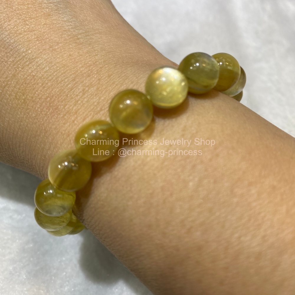 Golen Lepidolite โกลด์เดนเลพิโดไลต์ 9 มม AAA ช่วยให้สามารถแก้ปัญหาและเติมพลังชีวิตได้ดีขึ้น พร้อมทั้งเพิ่มความมั่นใจให้คนเอง