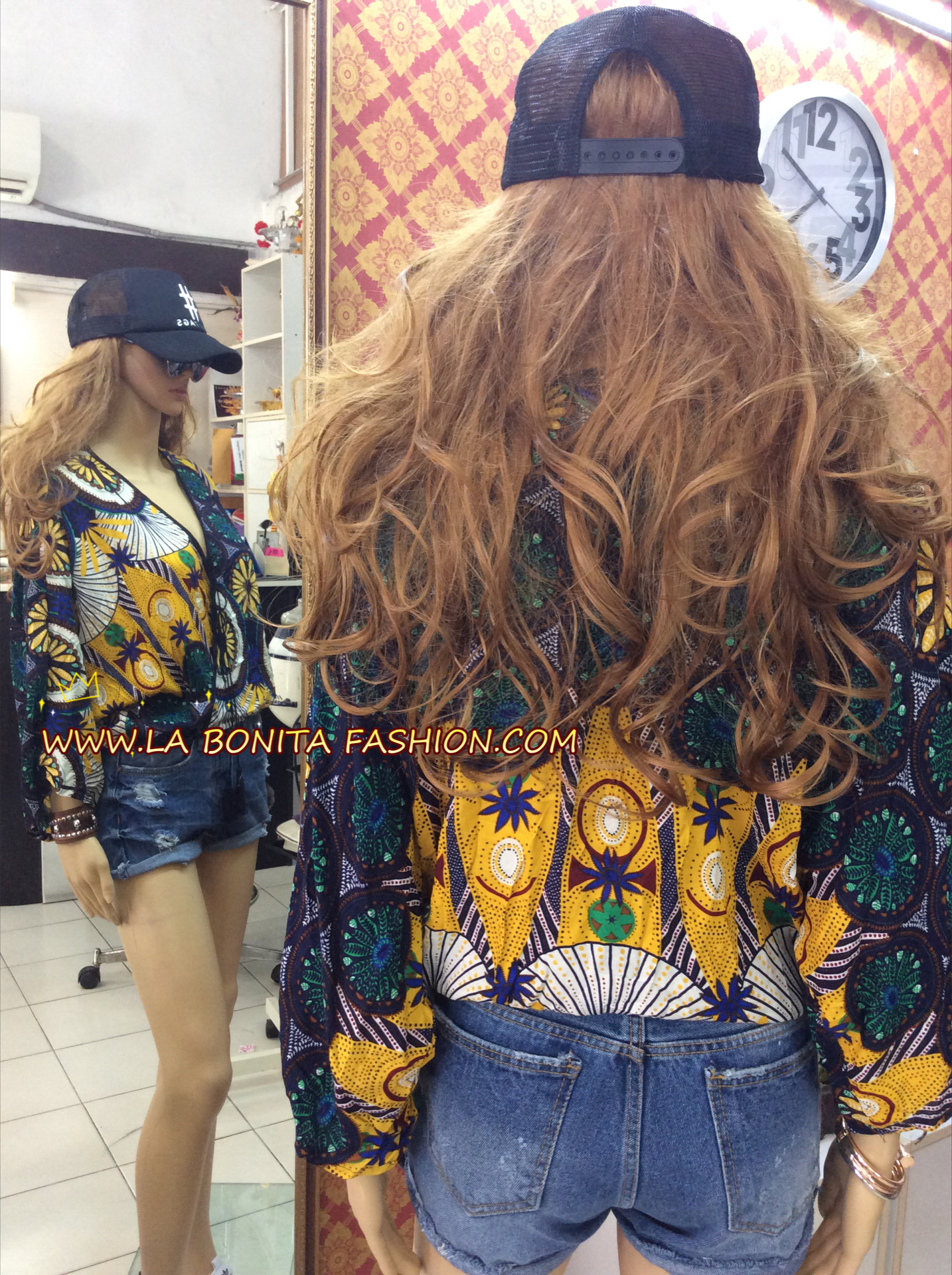 เสื้อสไตล์ โบฮีเมียน ทรงป้ายหน้า มีเชือกผูก พิมพ์ลายสไตล์โบฮีเมียน สีสันสดใสน่ารักมากๆๆค่ะ