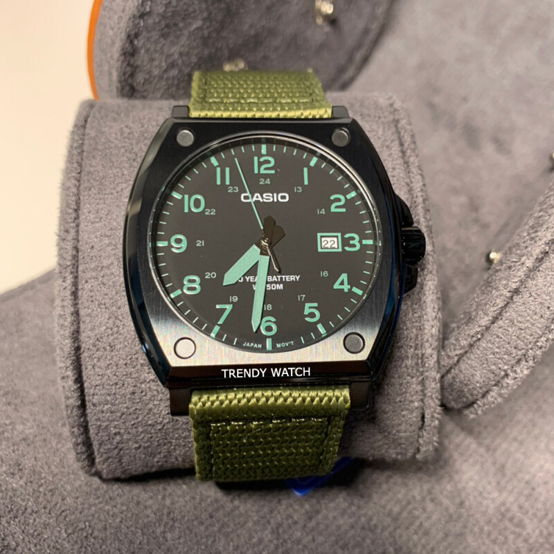นาฬิกาข้อมือ ผู้ชาย Casio Standard Men MTP-E715 Series สายผ้า MTP-E715C-1A,MTP-E715C-3A